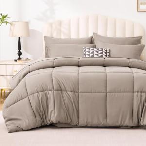 Love’s cabin Full Comforter Set Black, 7 Pieces Full Bed in a Bag, All Season Bedding Sets with 1 Comforter, 1 Flat Sheet, 1 Fitted Sheet, 2 Pillowcase and 2 Pillow Sham(Light Brown)