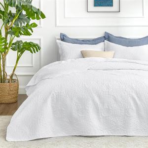 Love’s cabin Quilts for Queen Bed Olive Green Bedspreads – Soft Bed Summer Lightweight Bedspread Comforter – Modern Style Coin Pattern Coverlet for All Season – 3 Pieces (1 Quilt, 2 Pillow Shams)(Coin Pattern White)