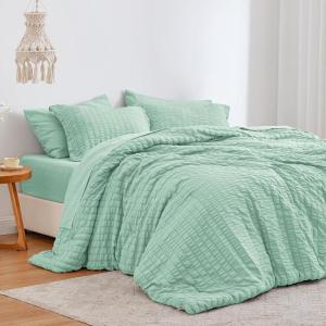 Love’s cabin Seersucker Dark Grey Queen Comforter Set 7 Pieces, All Season Bedding Set, Queen Bed in a Bag Comforter Set with Comforter, Flat Sheet, Fitted Sheet, Pillowcase and Pillow Sham(Light Green)